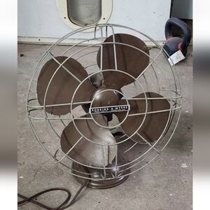 Robbins & Myers Antique Blade Fan in Good Working Condition